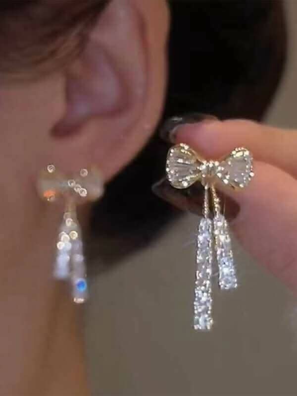 Pinapes Luxury Butterfly Earrings with Crystal Zircon (2 Pairs)