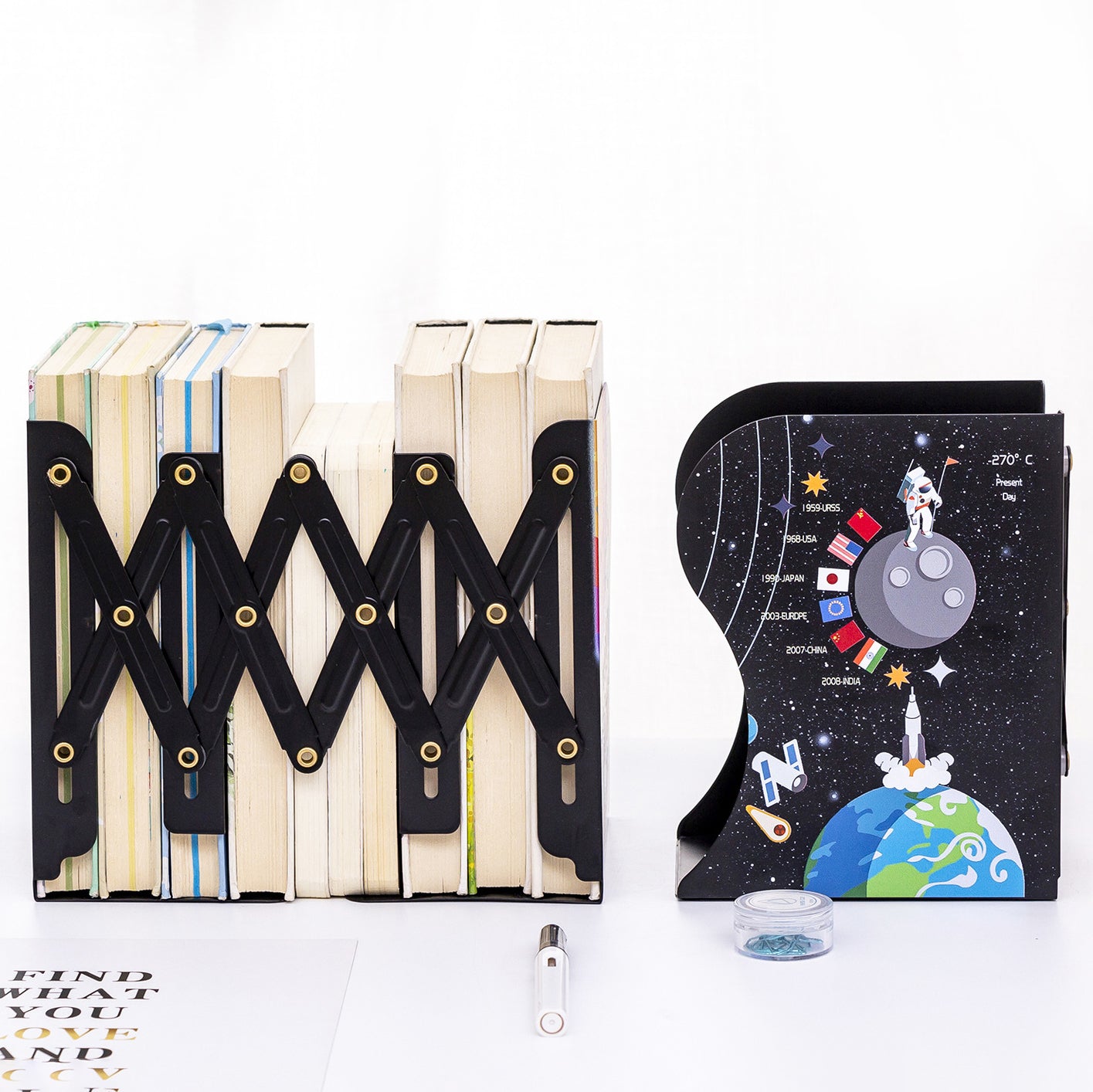 Space Astronaut Adjustable Bookshelf | Book Organizer