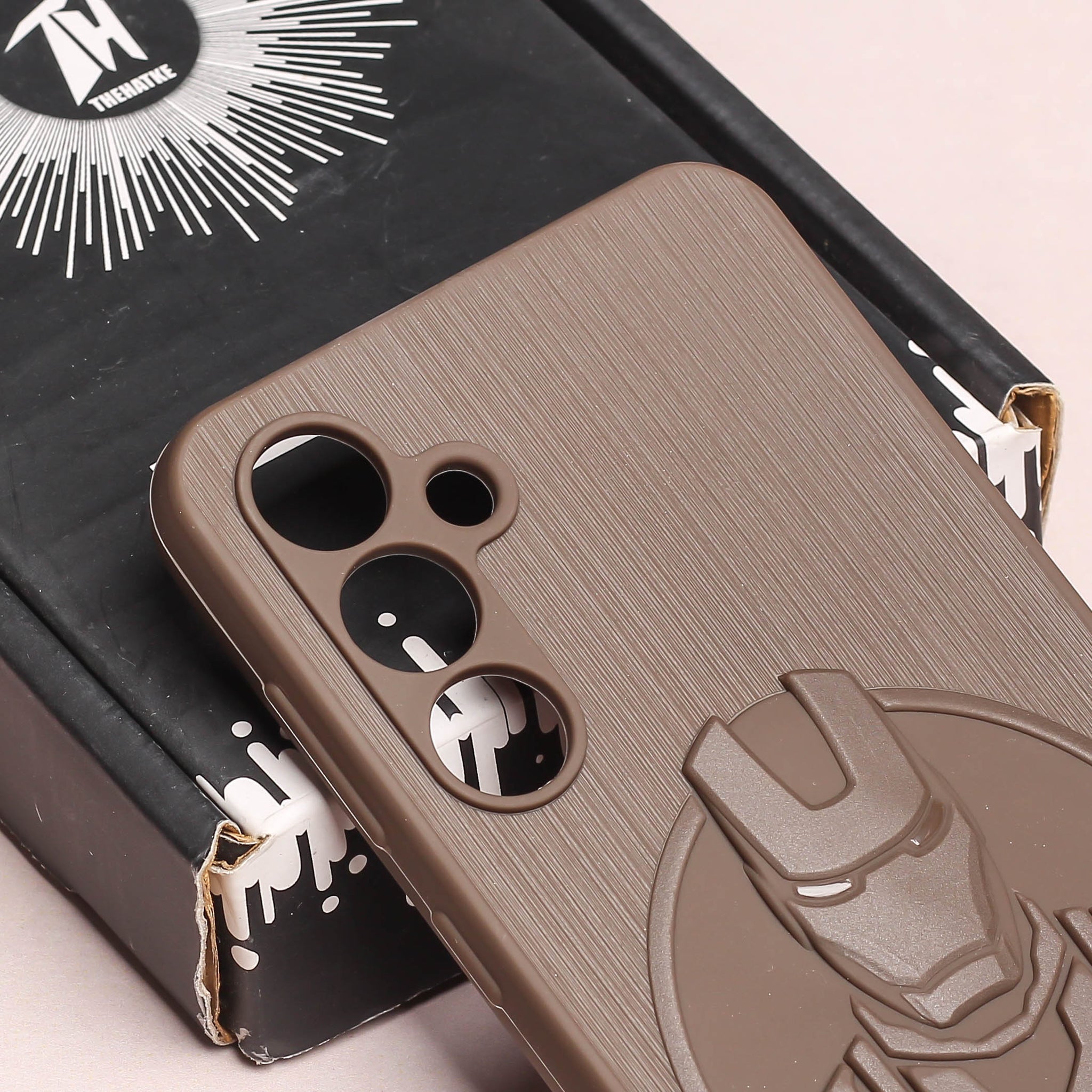 Brown Round Superhero Engraved logo silicon Case for Samsung S23 FE