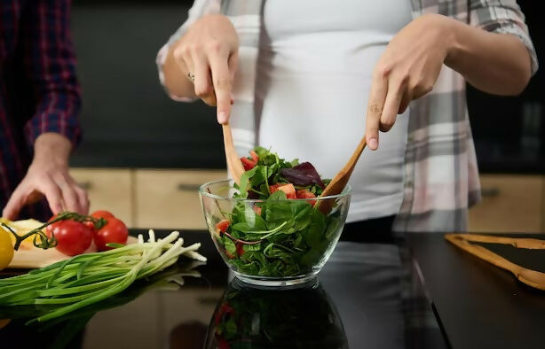 Combo of 9 pcs - Spatula Brush and Set - 7 Brown Cooking & Serving Spoons Multispace Rustic Wooden Kitchen tools