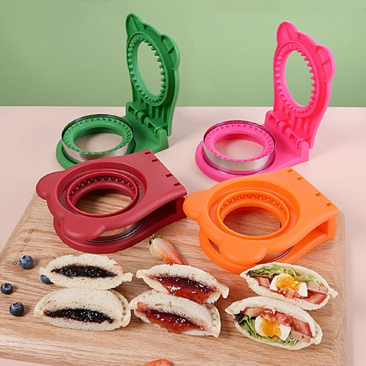 Sandwich Cutter and Sealer for Kids Crustless Sandwich Maker, Bento & Lunch Box Tool (Multi color)