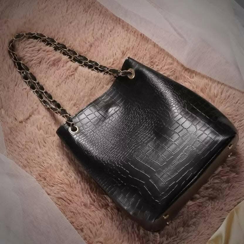 Women Black Messenger Bag