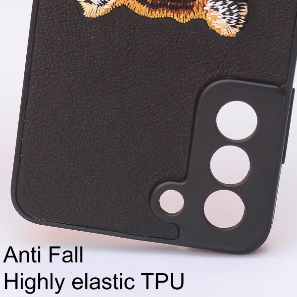 Black Leather Yellow Lion Camera Ornamented for Samsung S22