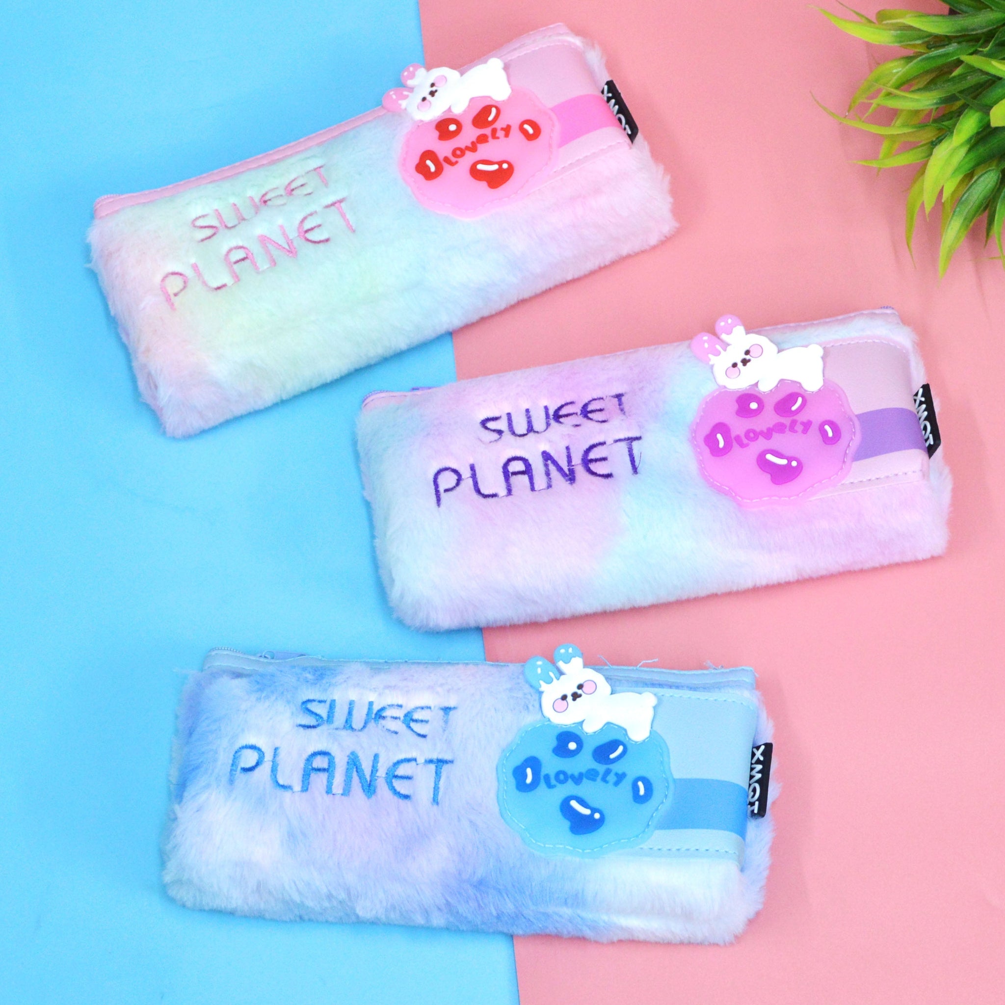 Sweet Planet Fur Pouch