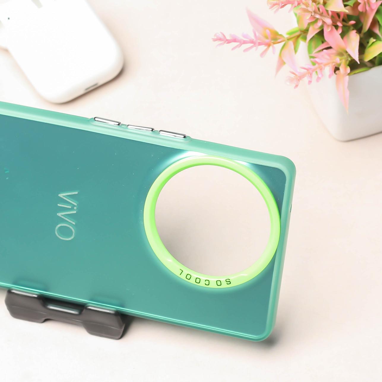 Green Rgiem Slim Slicone Non-Yellowing Protective Case for Vivo V30e