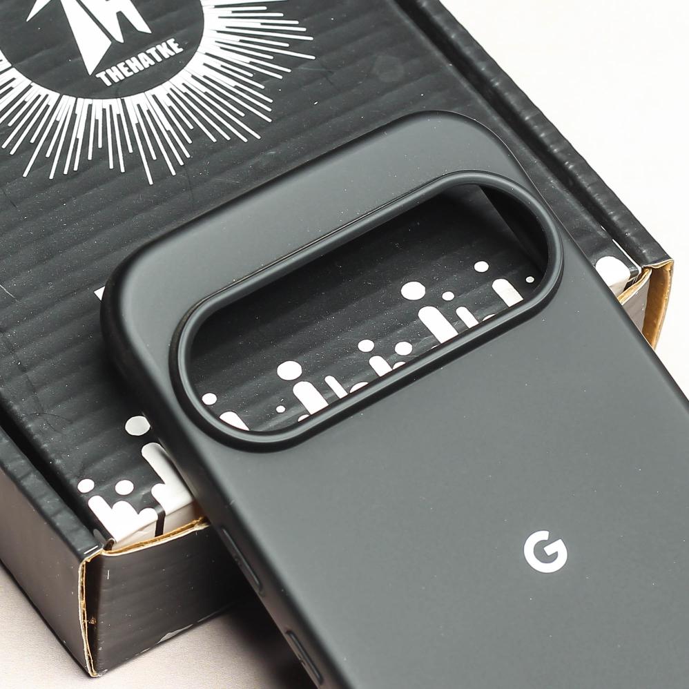 Black Original Silicone case for Google Pixel 9 pro
