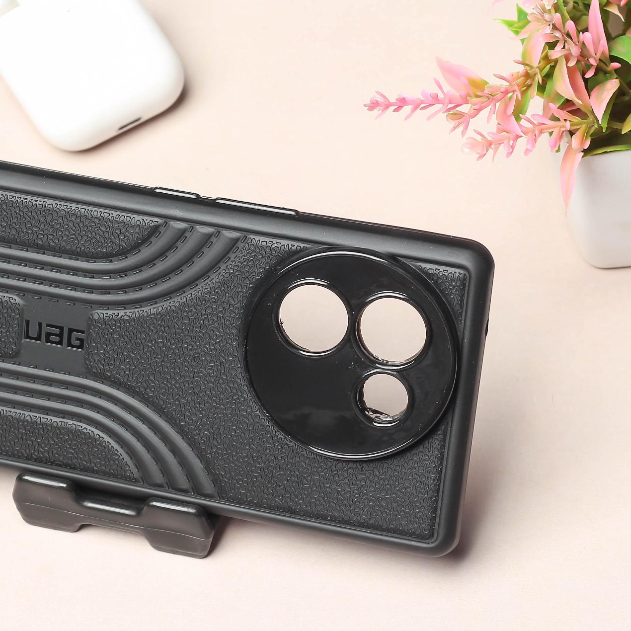 Black UAG RidgeLine Silicone Case for Vivo V30e