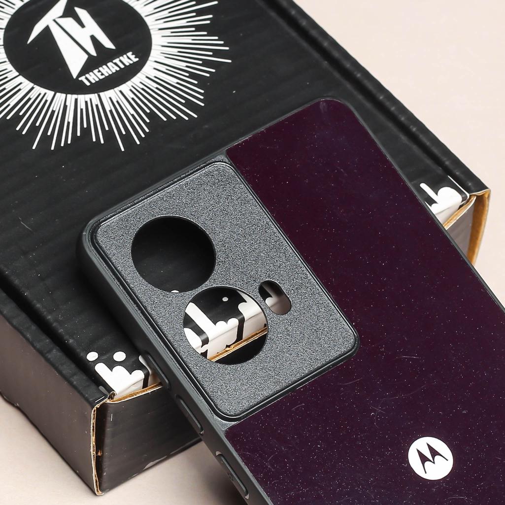 Black metal back case for Moto G85