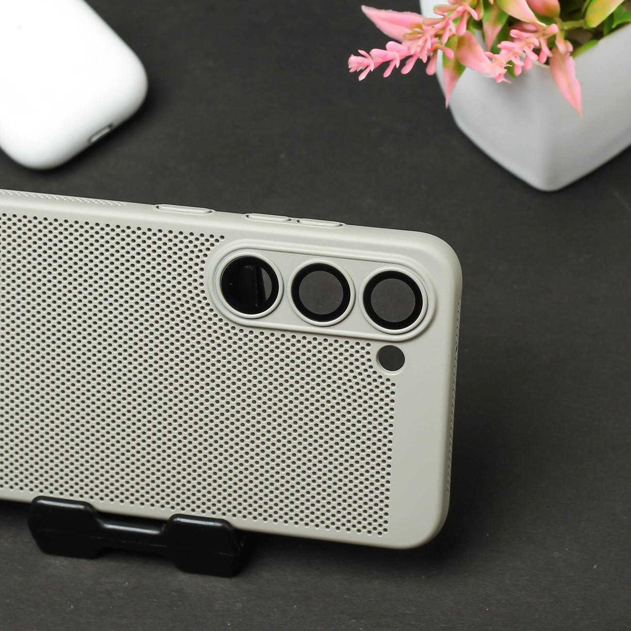 BREATHING LIGHT BROWN  Silicone Case for Samsung S22