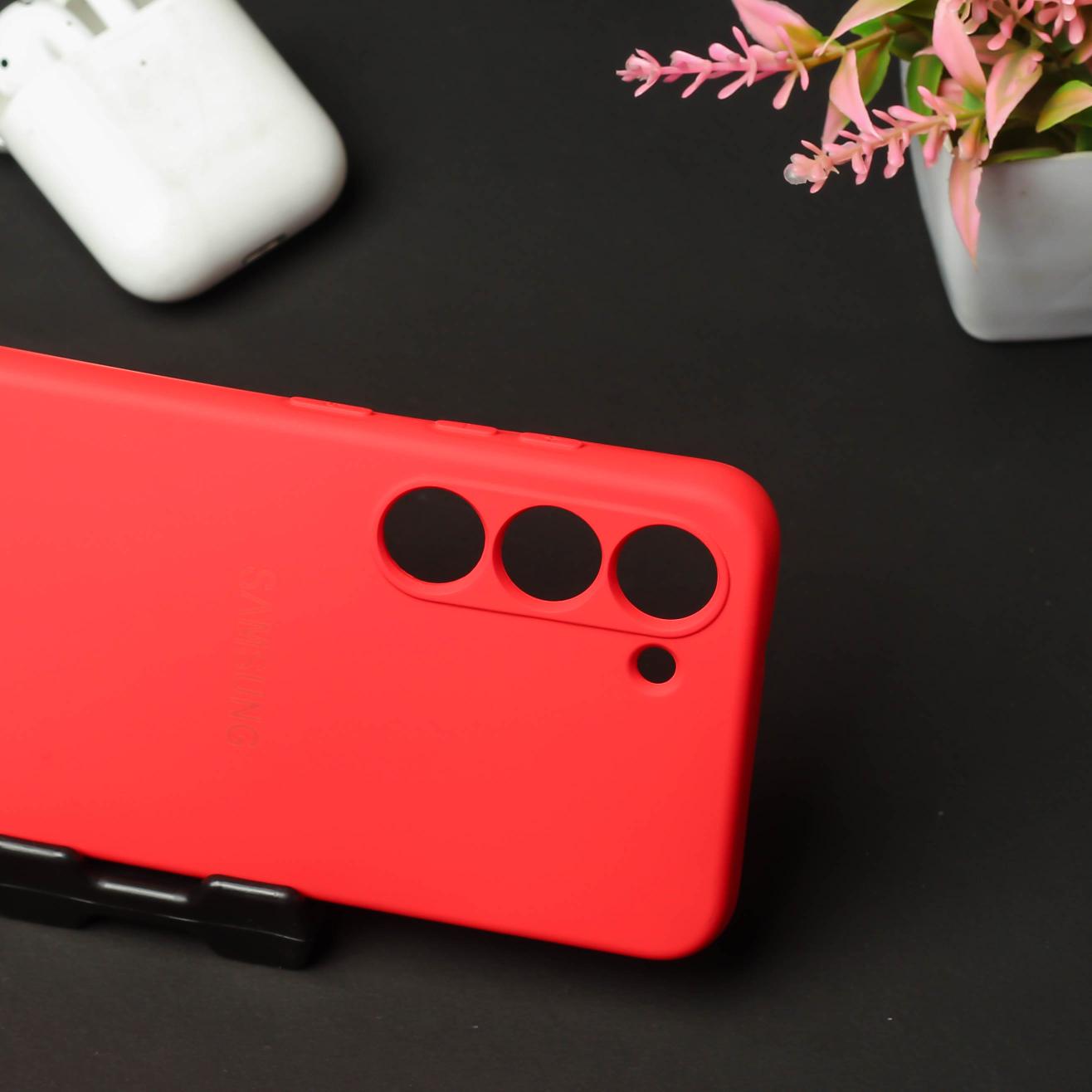 Red Original Camera Safe Silicone case for Samsung S21 FE