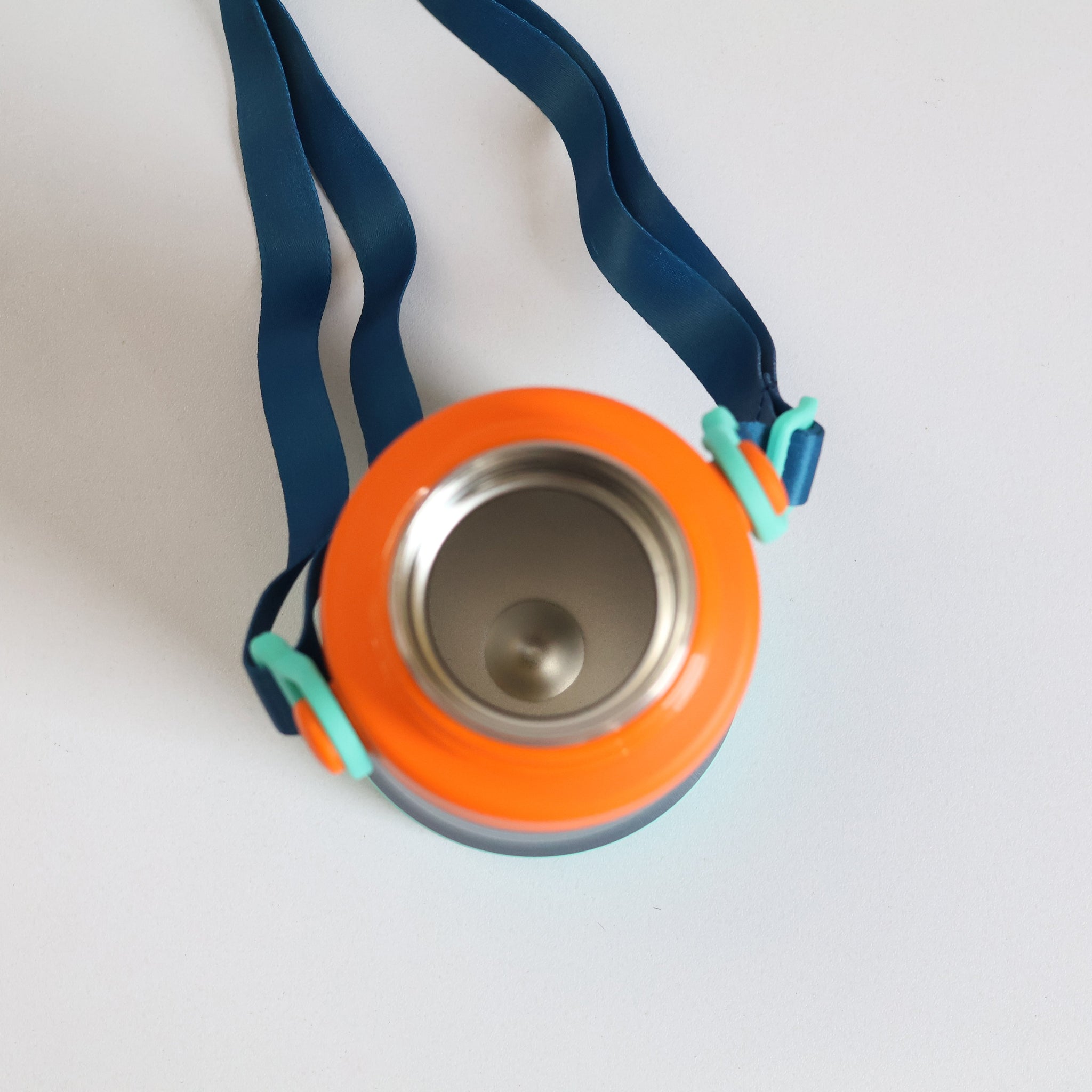 Colorful Cartoon Bottle – 450ml Leakproof Fun