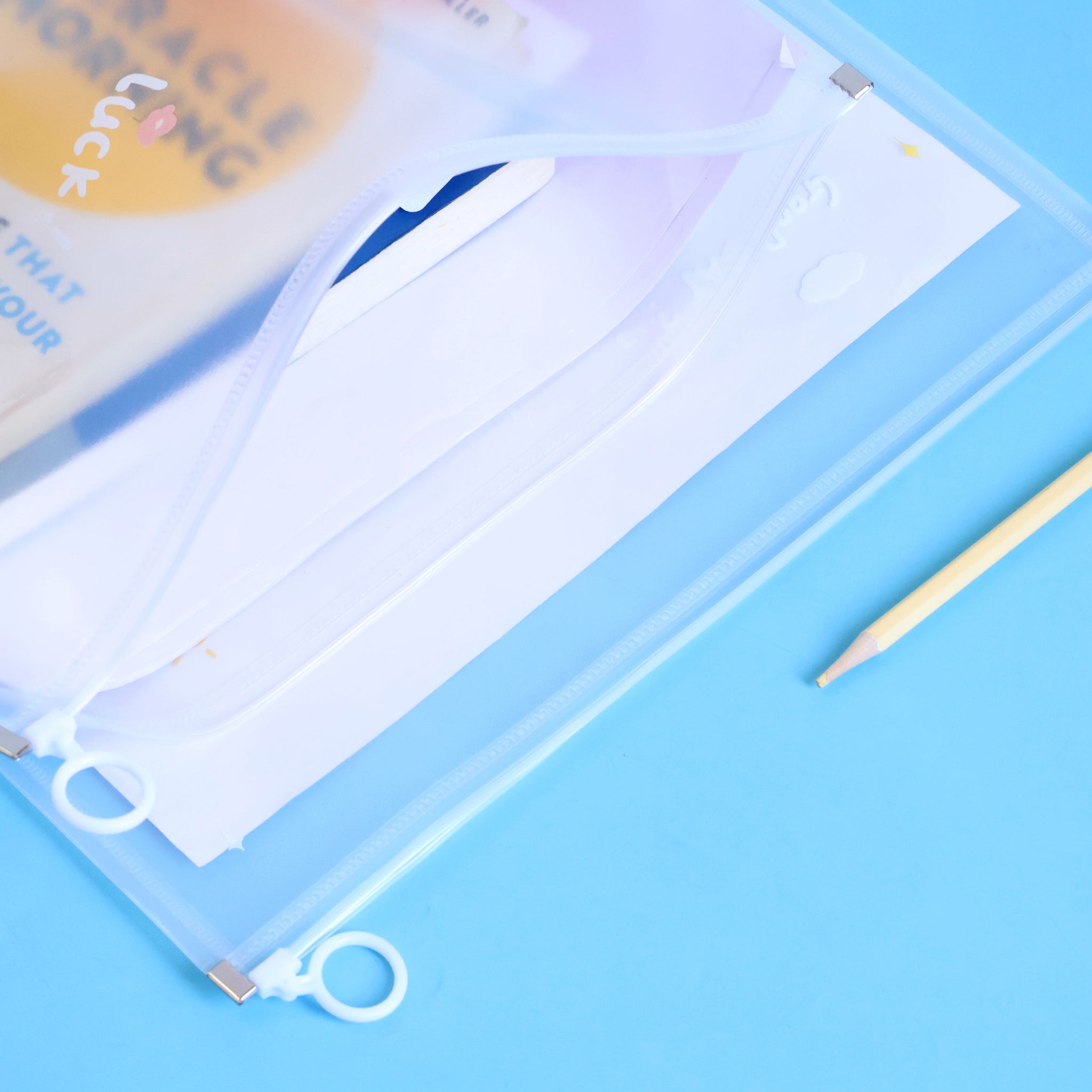 Duck A4 Zipper File Folder