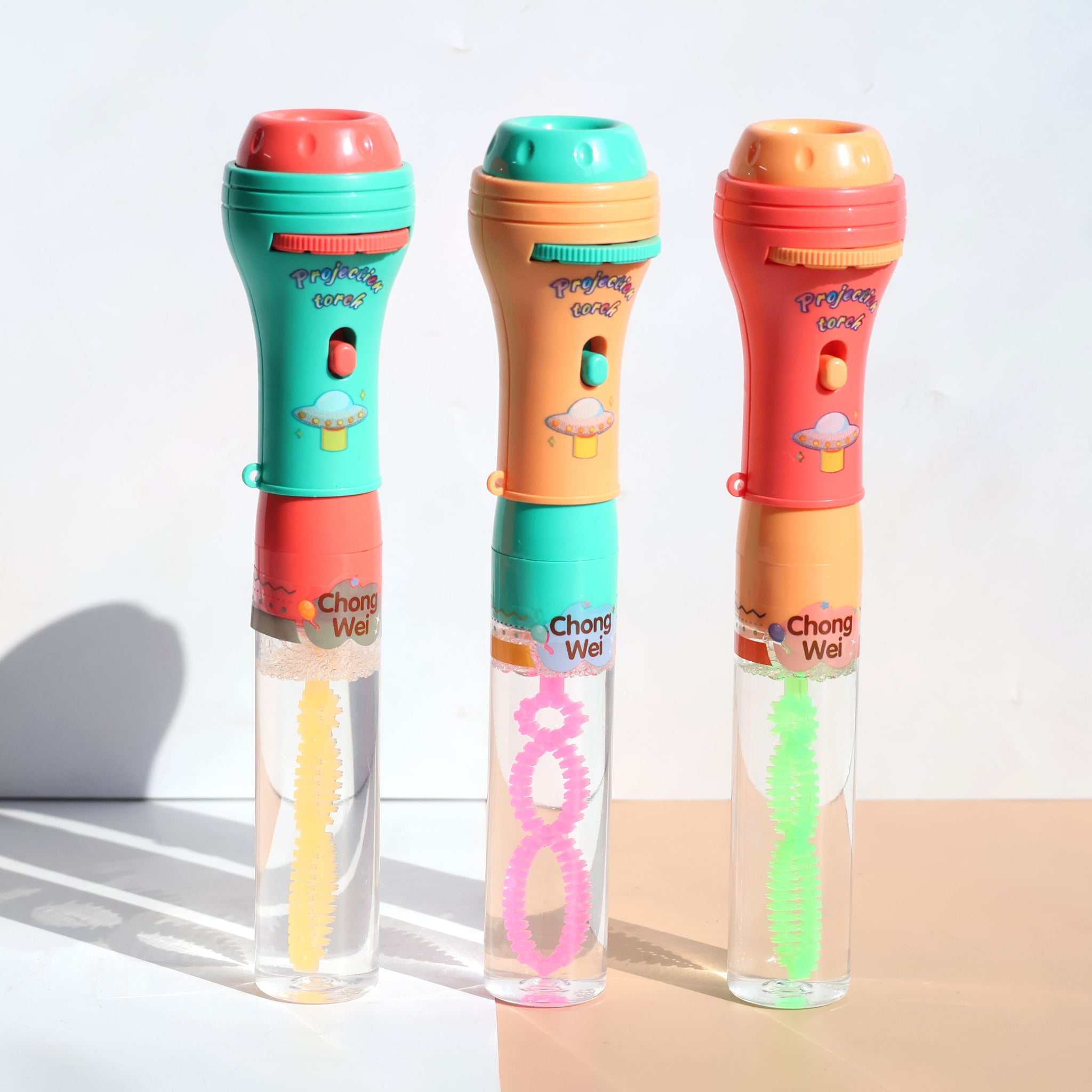 Magical Pattern Projection Cam & Bubble Wand!