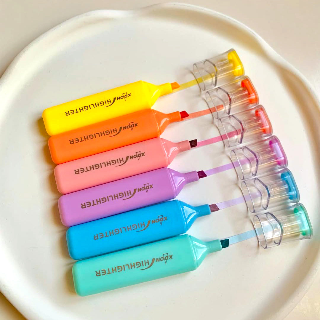 Brighten Your Notes! Fluorescent Highlighter 1 Pcs