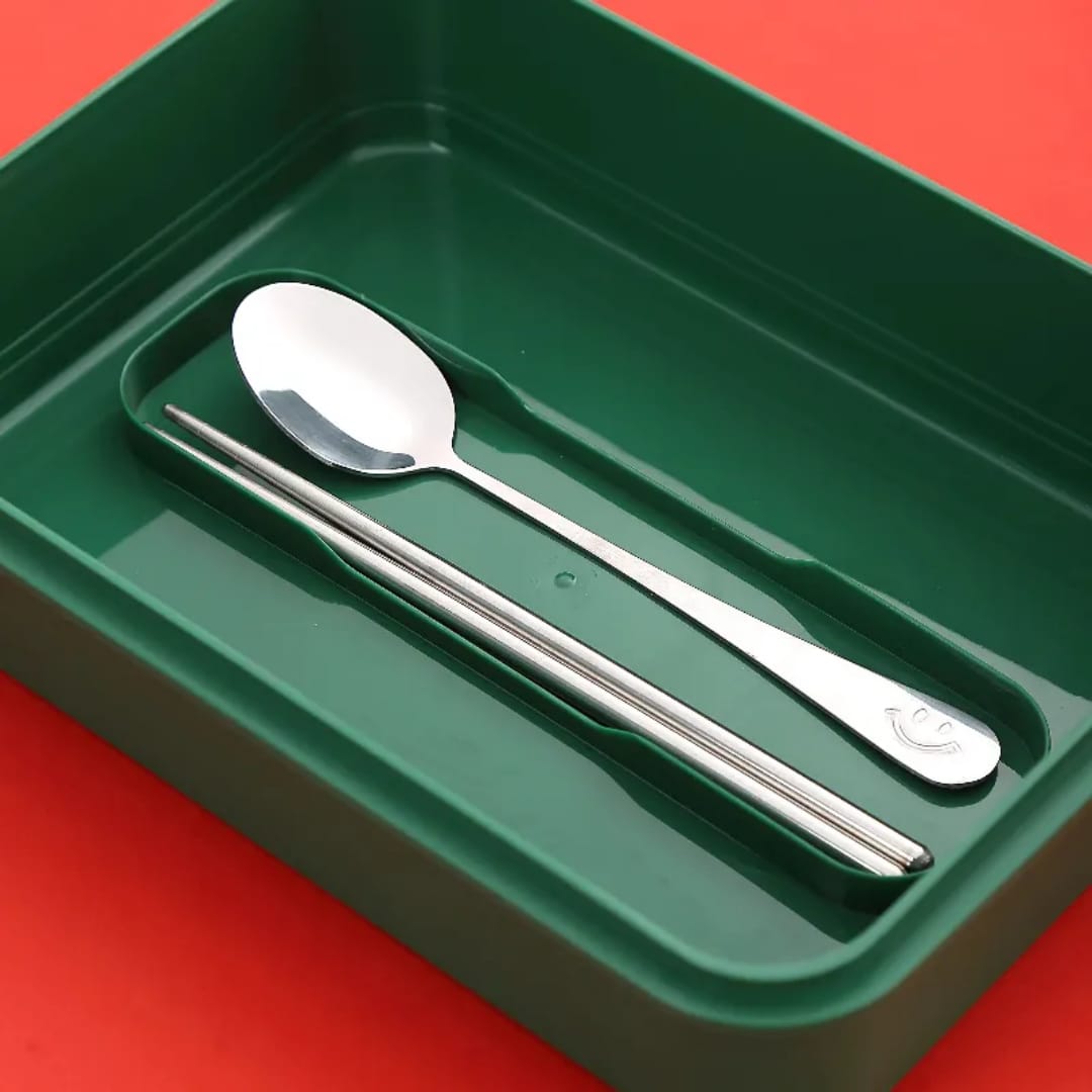 Stylish & Strong 3-Grid Stainless Steel Lunch Box 700ml