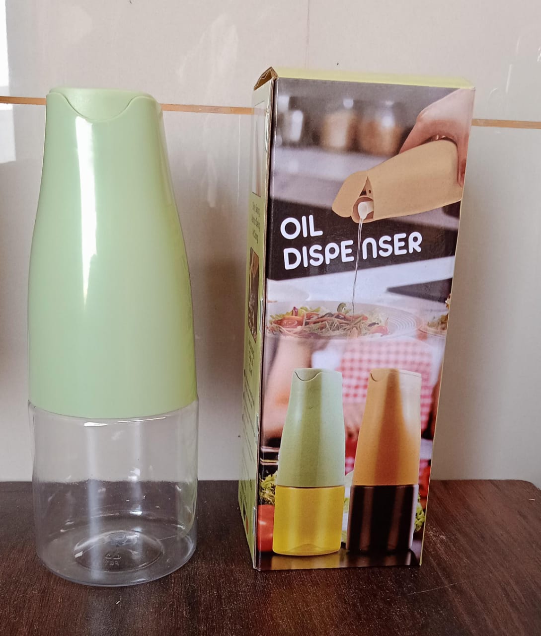 500ml Glass Oil Dispenser Bottle with Auto Lid – For Cooking, Grilling & Frying.