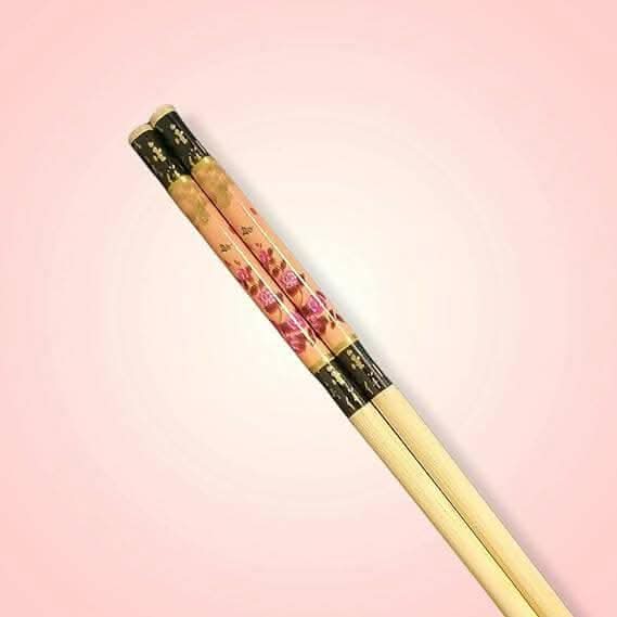 Reusable Wooden Bamboo Chopsticks () floral design, 2 pairs)
