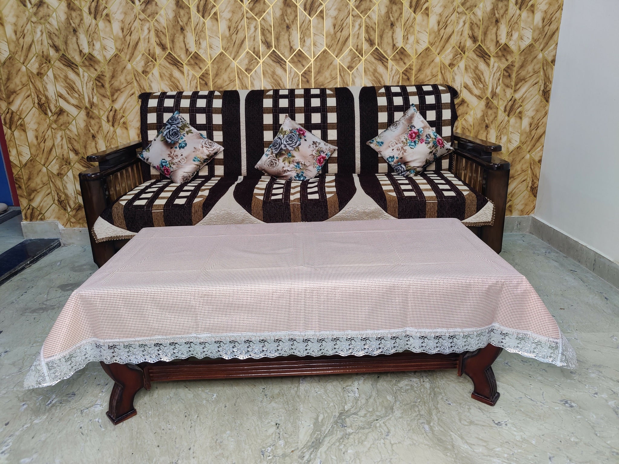 Mopak Decor Table Cover 3D Medium Size 2 to 4 Seater (40*60,Red) Classic Table Cover Printed Table Cover with Lace Centre Table Cover Rectangular Table Cover Dining table cover