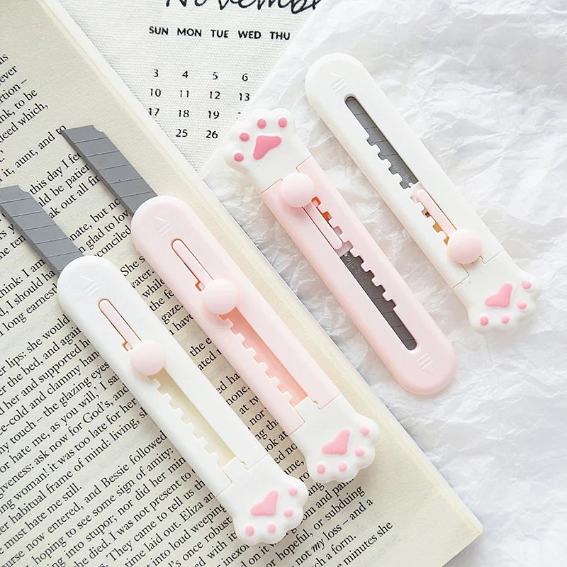 Kawaii Paw Pocket Paper Cutter