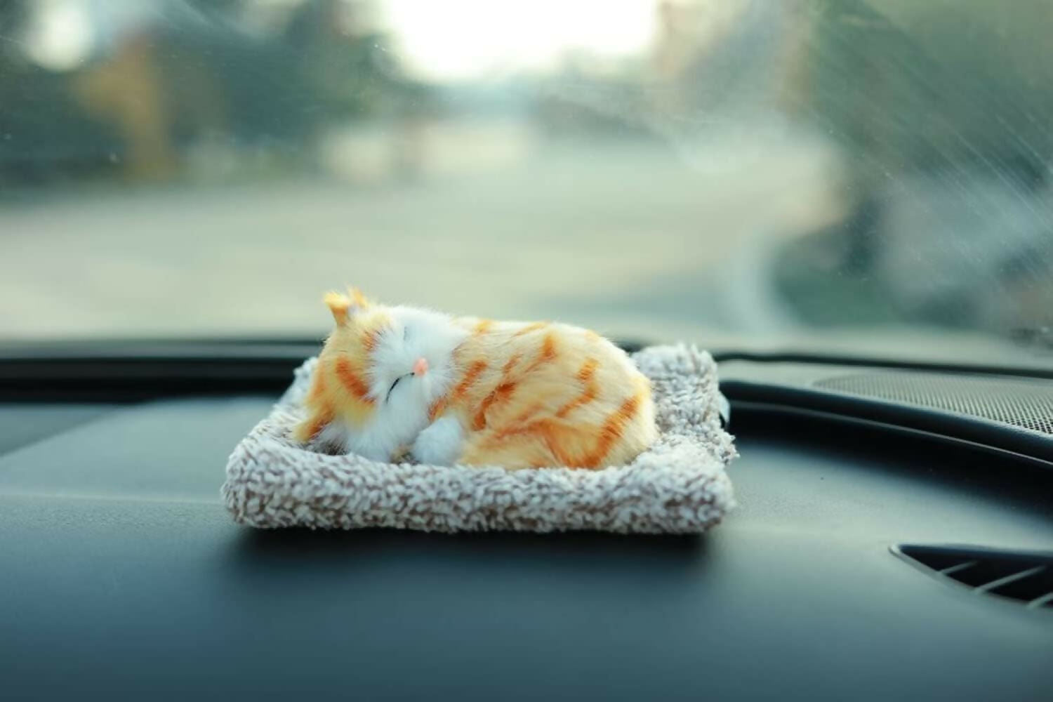 Sleeping Cat Plush Toy with Realistic Sound