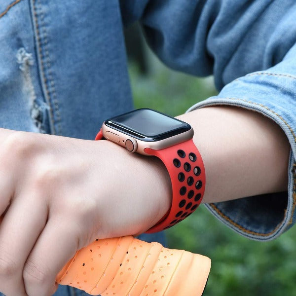 Red Black Dotted Silicone Strap For Apple Watch Series 3 (42mm/44mm/45mm/46mm/49mm)