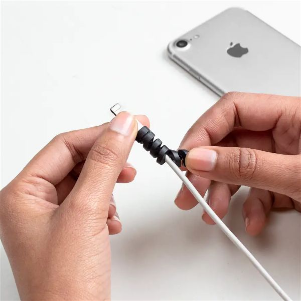 Protect your cable (24 cable protectors)