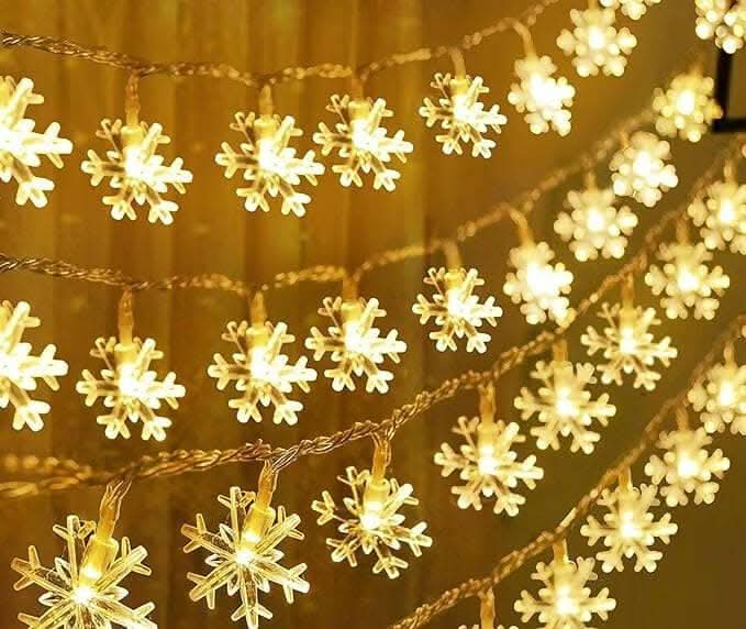 Festive Snowflake String Lights for Home & Garden (14 Lights)