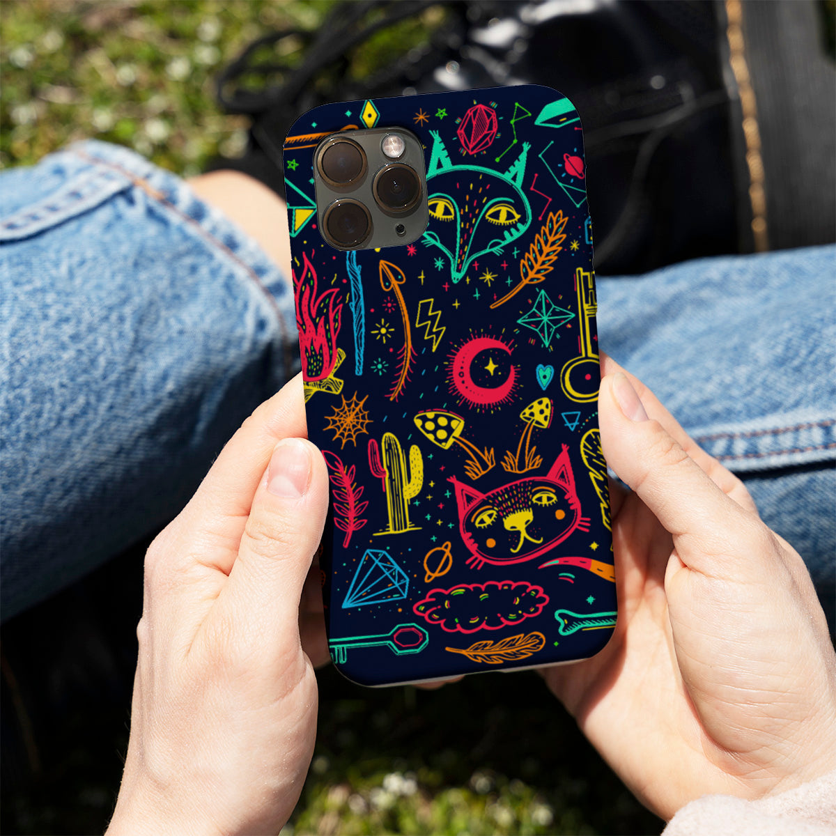 Noir Grace Kaftan Phone Cover