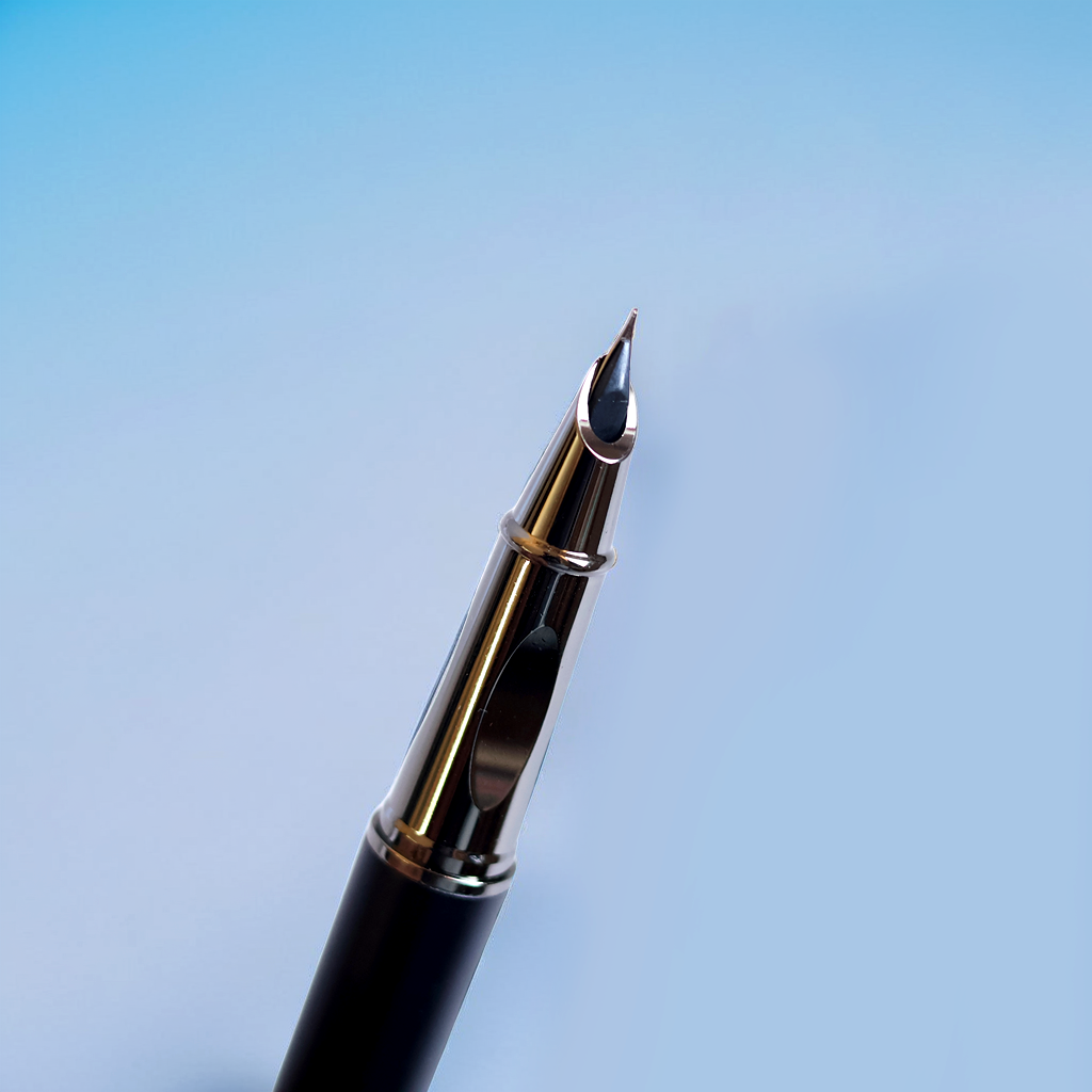 Signature Fountain Pen - Write Like Never Before!