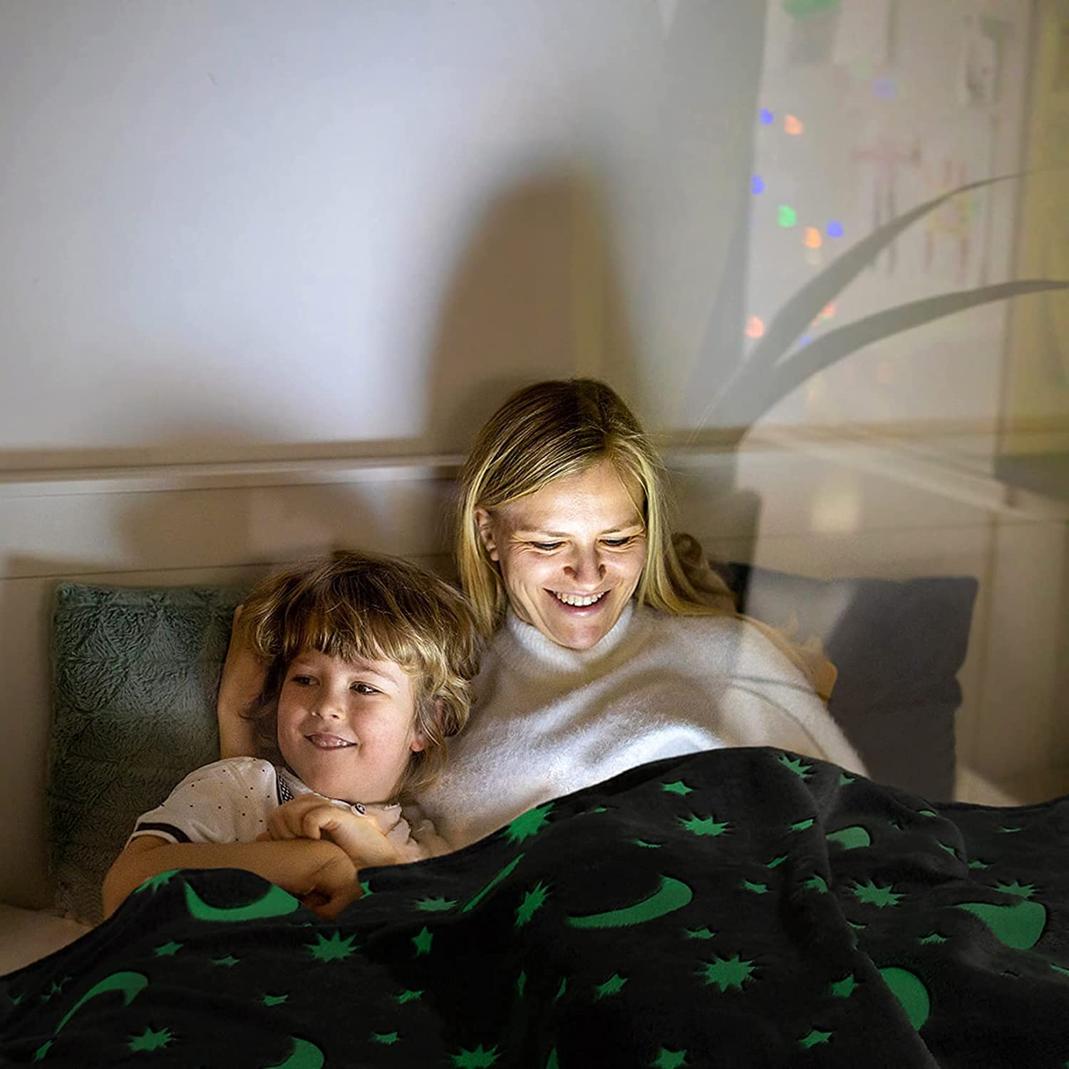 Moon Star Magic Glow in the Dark Blanket