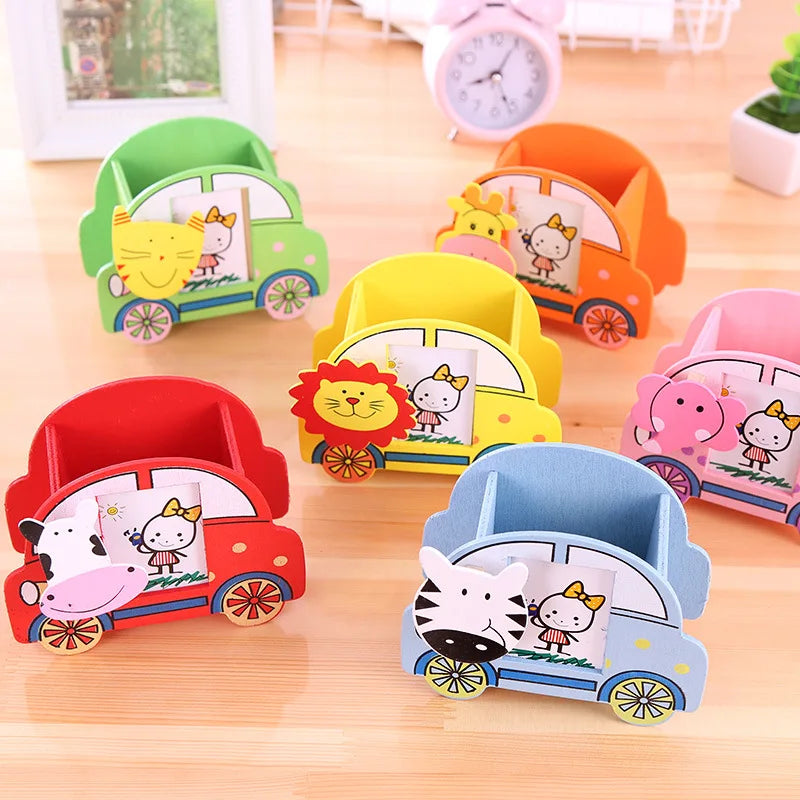 Wooden Cartoon Car Penstand with Photoframe