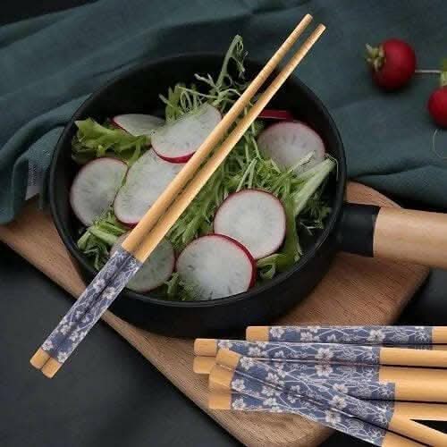 Natural Bamboo Reusable Chopsticks for Noodles, Fried Rice (5 pairs)