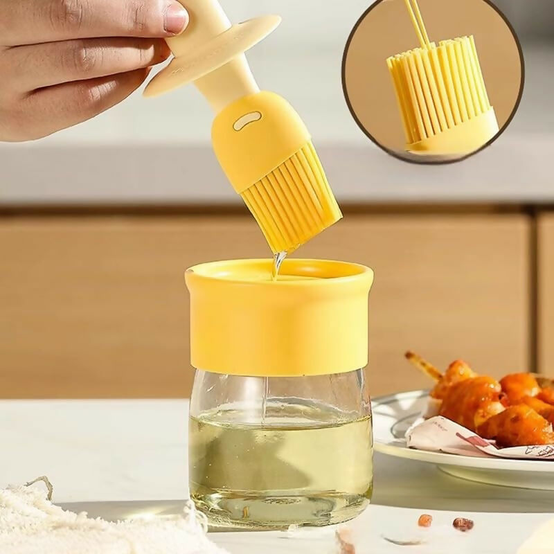 Oil Dispenser Bottle with Silicone Brush Transparent Plastic Jar for Cooking, Baking(200ml)