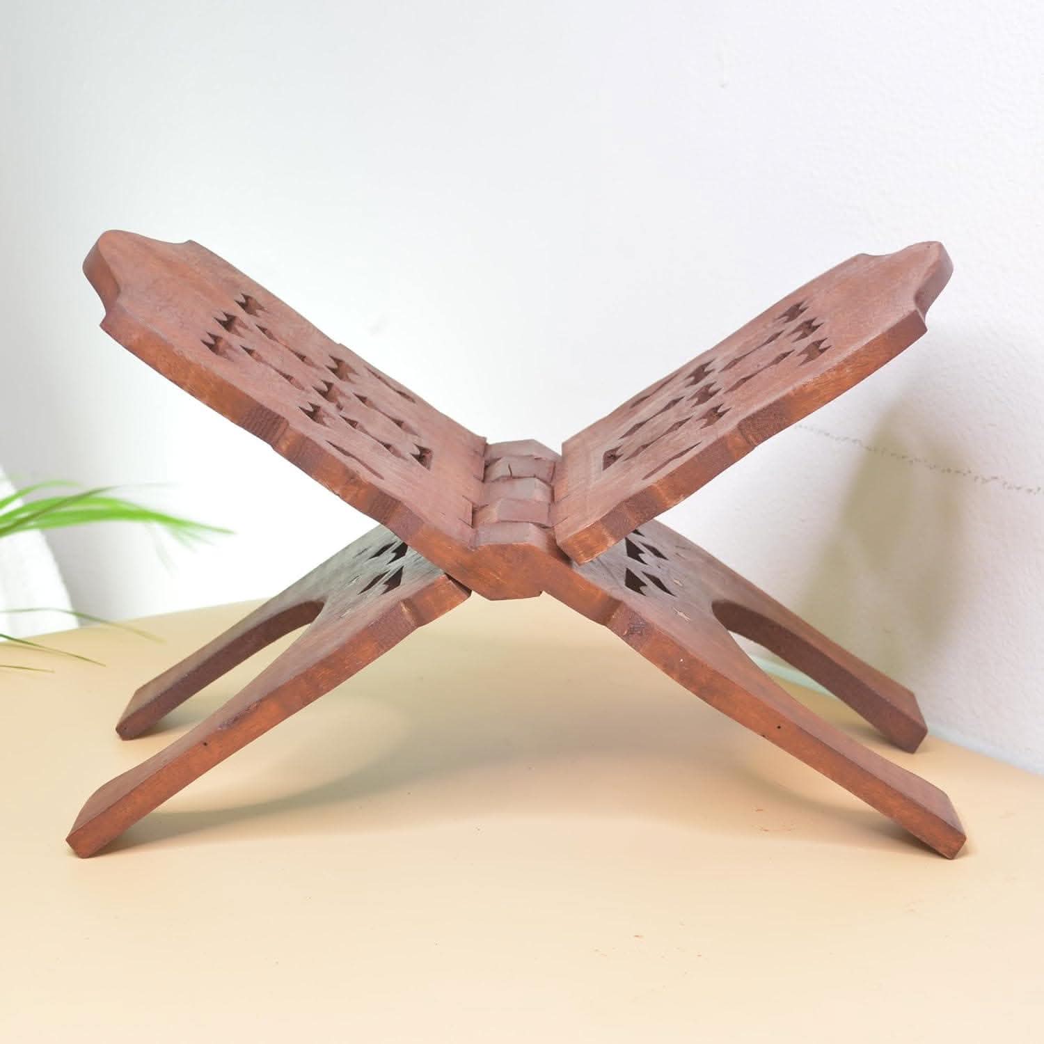 Santarms wooden holy book stand rehal (15 inch)
