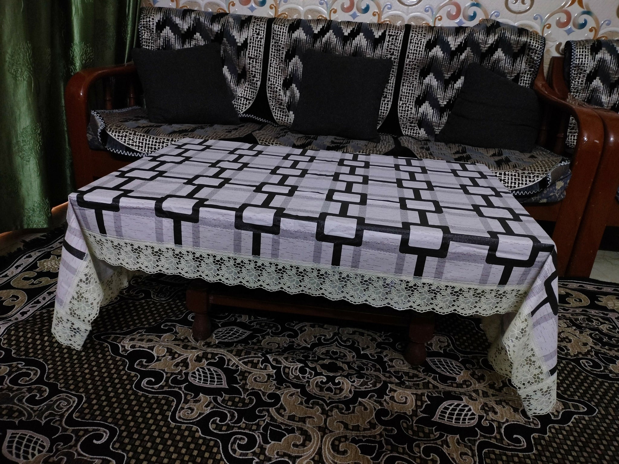 Mopak Decor Elegant & Classic 3D Table Cover with Lace ( Brown Box Design)
