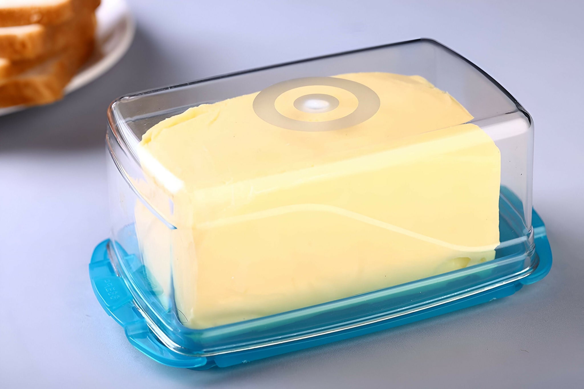 500g Plastic Butter Dish with Lid - Durable Butter Keeper for Kitchen Storage & Decor (Pack of 1, Random Color)