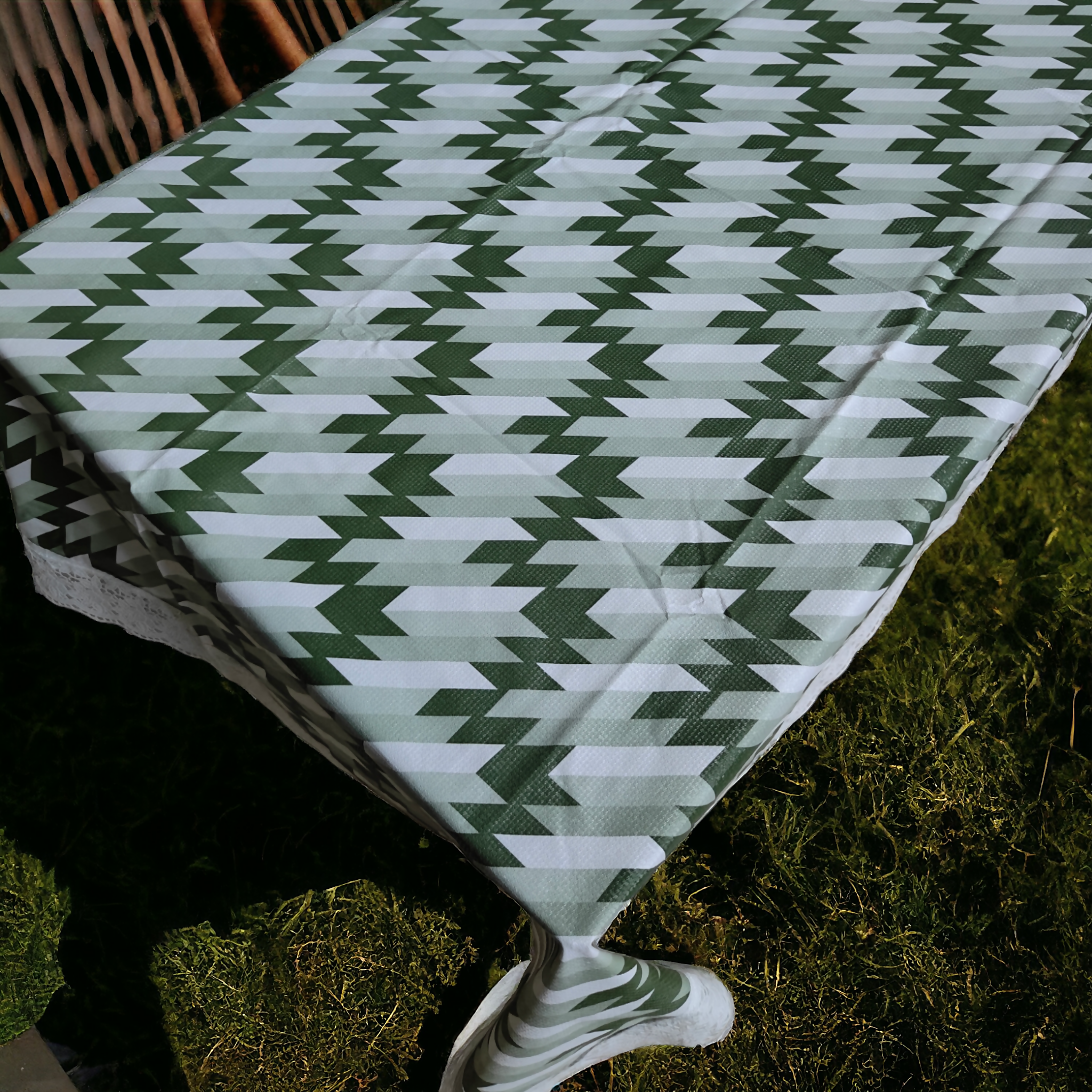 Stylish Green Cut Table Cover – Small & Large (40x60 & 60x90) Inches