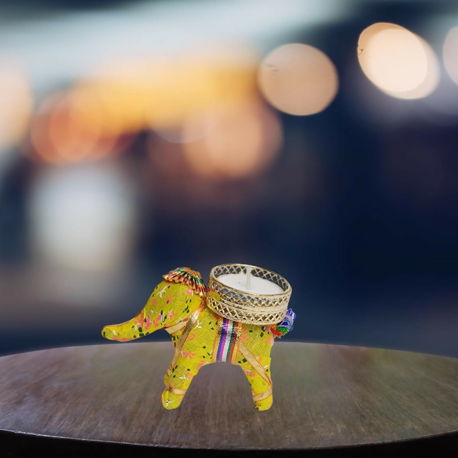 Santarms Handmade Antique Elephant Candle Holder (Light Green)